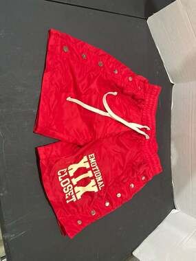 Mixed Emotion XIX Closet Red Signature Snap Shorts Size M